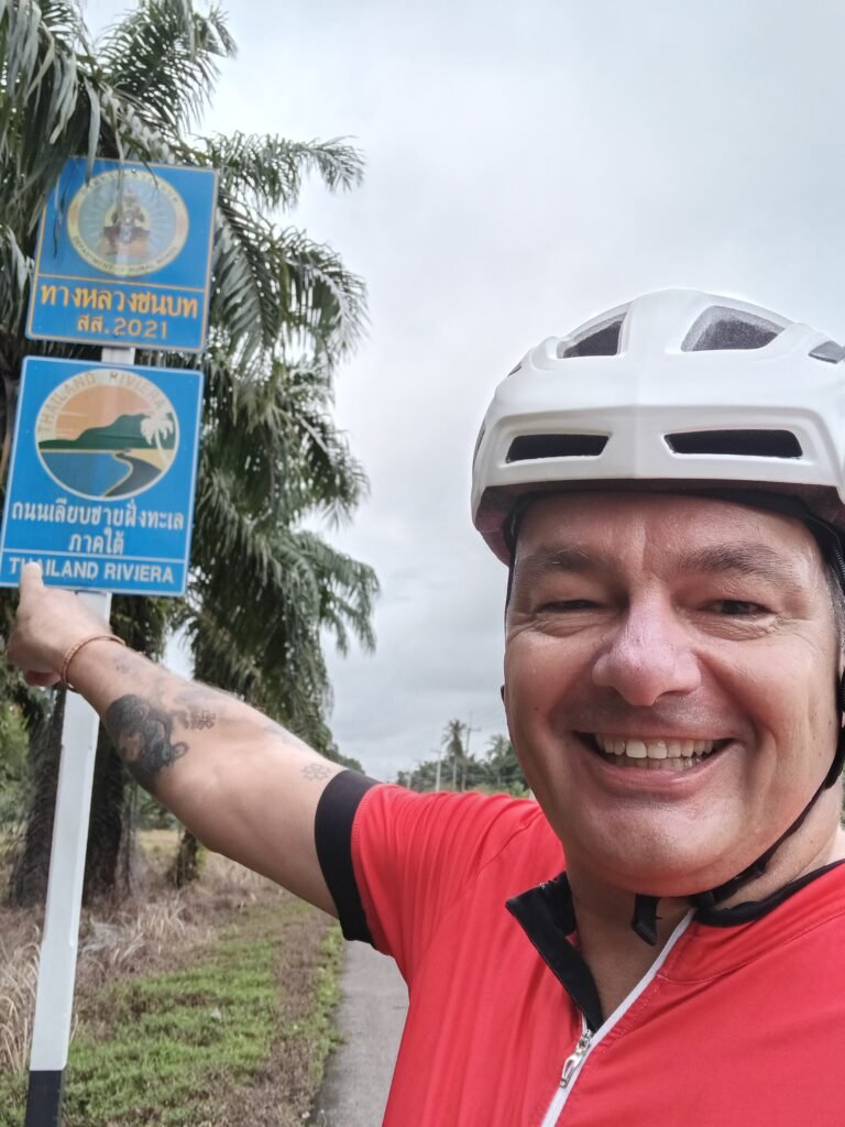 Cycling Thailand Maurice and Joanna